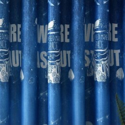 Tenda Oscurante Stampata Con Motivo A Cartoni Animati Blu Dello Spazio, Su Misura Per La Camera Dei Bambini.