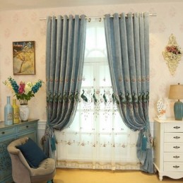 Tenda Oscurante In Ciniglia Su Misura Con Ricamo A Fiore E Pavone