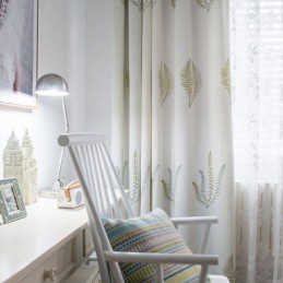 Tenda Nordica Su Misura Con Motivo A Foglia Per La Casa