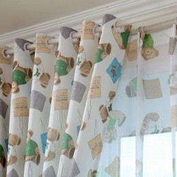 Tenda Con Motivo A Orso Dei Cartoni Animati, Realizzata Su Misura, Per La Cameretta Di Bambini E Bambine.