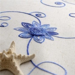 Tenda Semplice Americana Su Misura, Tessuto Di Lino E Cotone Morbido Isolante Con Ricamo Blu.