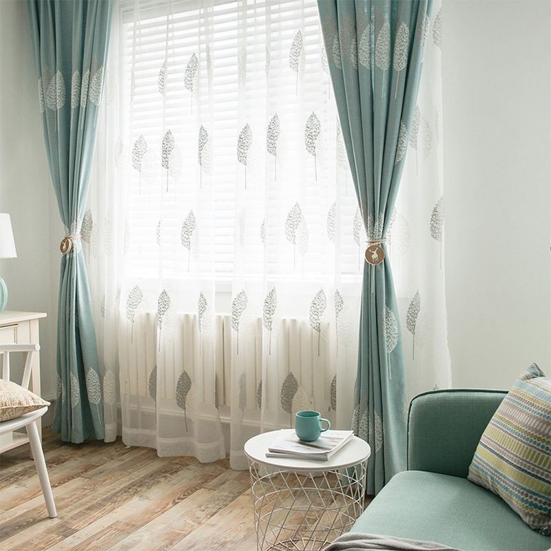 Tenda Nordica Su Misura, In Cotone E Lino, Con Ricamo Minimalista A Foglia.