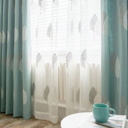 Tenda Nordica Su Misura, In Cotone E Lino, Con Ricamo Minimalista A Foglia.