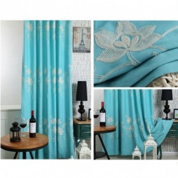 Tende Oscuranti In Cotone E Lino Con Fiori Nordici Ricamati