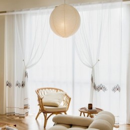 Tende In Tulle Ricamate, Eleganti Tende Per Il Soggiorno